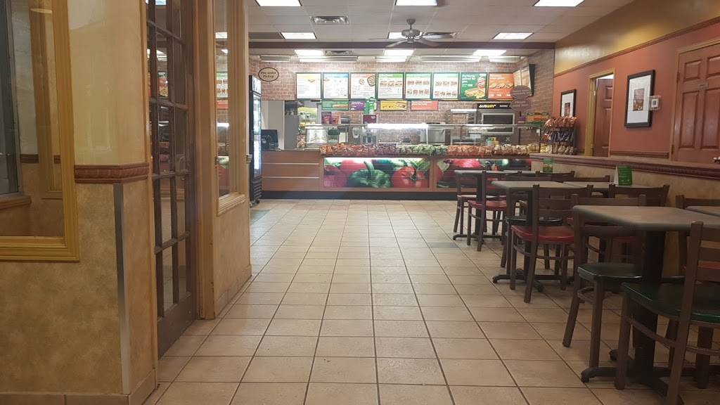Subway | restaurant | 550 St Phillippe St, Alfred, ON K0B 1A0, Canada | 6136794343 OR +1 613-679-4343