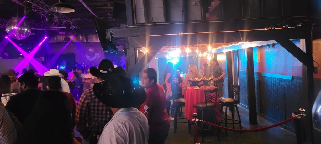 Gallo Loco Cantina | restaurant | 4103 FL-574, Plant City, FL 33563, USA | 8137045557 OR +1 813-704-5557