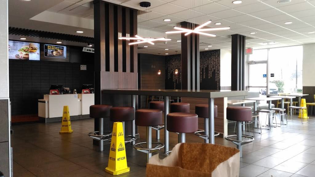 McDonalds | cafe | 2518 Beatties Ford Rd, Charlotte, NC 28216, USA | 7043921125 OR +1 704-392-1125