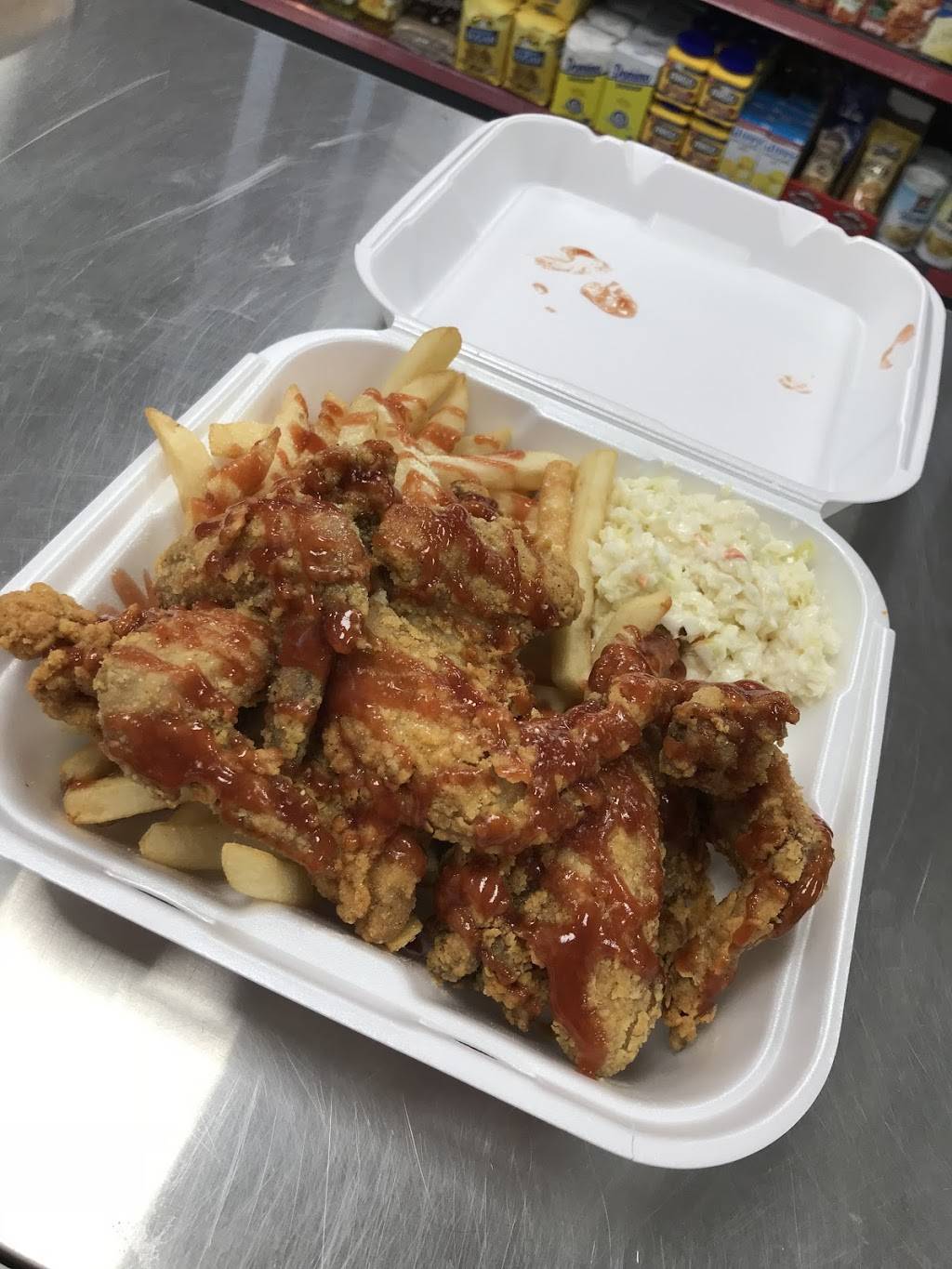 Big Sams Fish & Chicken | restaurant | 2959 W Fulton St, Chicago, IL 60612, USA | 7732651647 OR +1 773-265-1647