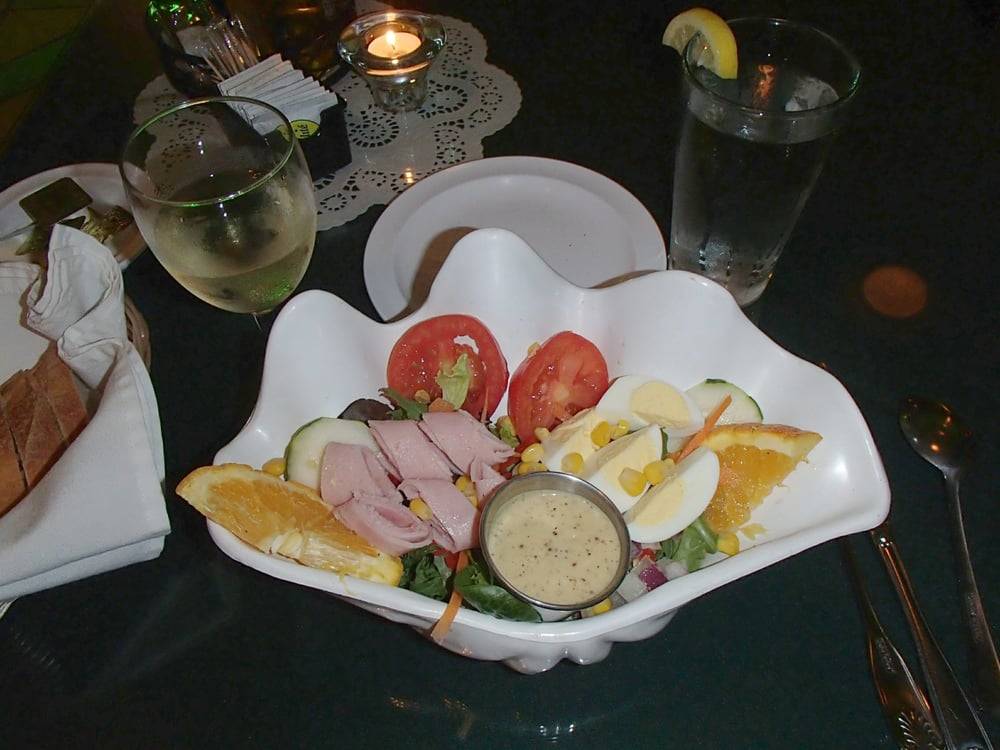 Le Comptoir | restaurant | 1902 Harrison St, Hollywood, FL 33020, USA | 7867189441 OR +1 786-718-9441