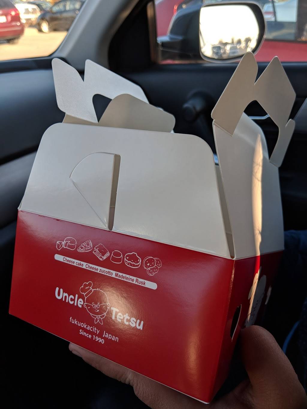 Uncle Tetsus Japanese Cheesecake Pacific Mall | restaurant | Pacific Mall, 4300 Steeles Ave E Unit P80, Markham, ON L3R 0Y5, Canada | 4165910555 OR +1 416-591-0555