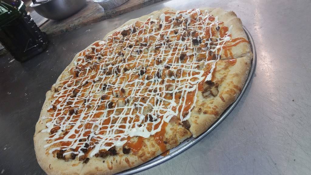 Gias Pizza | restaurant | 264 North Rd, Poughkeepsie, NY 12601, USA | 8454831400 OR +1 845-483-1400