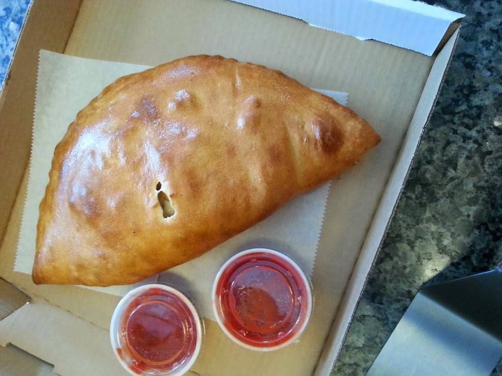 Sals Pizza Cedarburg | restaurant | W63N635 Washington Ave, Cedarburg, WI 53012, USA | 2623750011 OR +1 262-375-0011