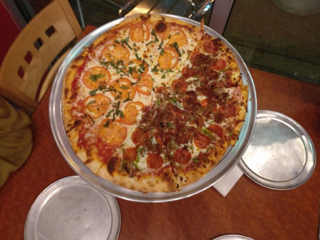 Racanellis New York Pizzeria | restaurant | 6314 Delmar Blvd, University City, MO 63130, USA | 3147277227 OR +1 314-727-7227