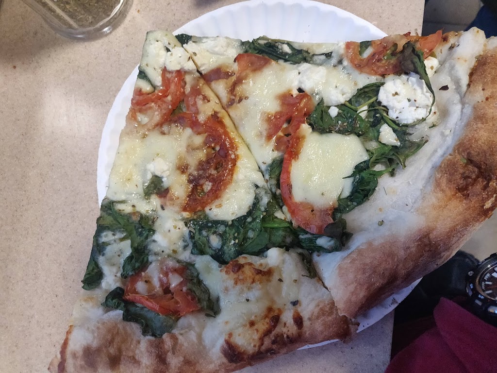 Sals Pizza Boston | restaurant | 150 Tremont St, Boston, MA 02111, USA | 6172271010 OR +1 617-227-1010