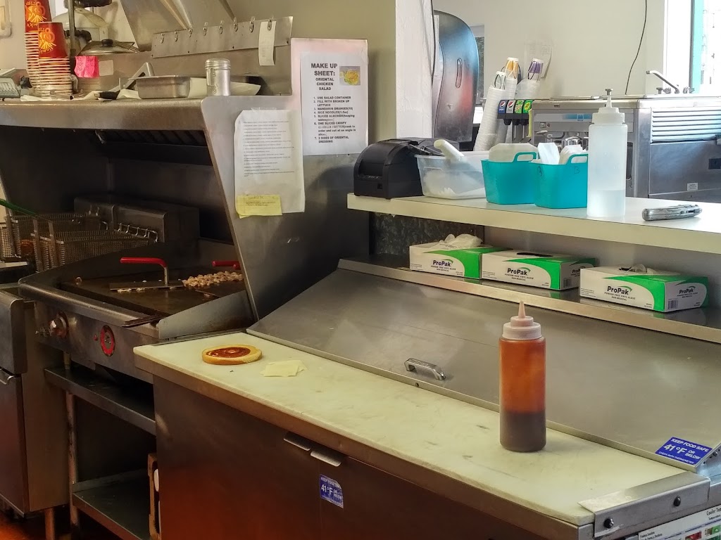 Burger Express | restaurant | 213 College Ave, St Maries, ID 83861, USA | 2082453416 OR +1 208-245-3416