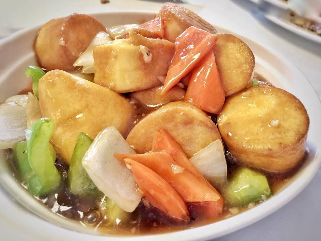 华香楼 Chinese Restaurant | restaurant | 265 King St E, Kitchener, ON N2G 3K7, Canada | 5195697888 OR +1 519-569-7888