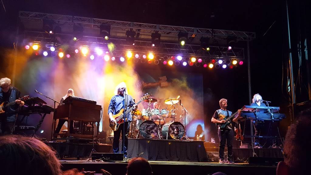 Taste of Joliet | restaurant | 3000 W Jefferson St, Joliet, IL 60435, USA | 8157417275 OR +1 815-741-7275