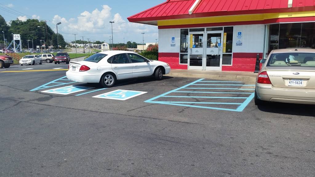 McDonalds | cafe | 202 Commonwealth Blvd E, Martinsville, VA 24112, USA | 2766384343 OR +1 276-638-4343