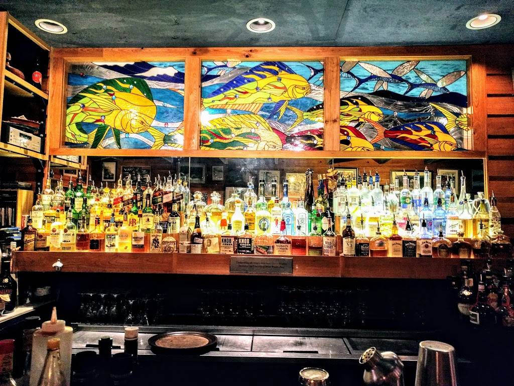 Blue Water Bay | restaurant | 319 FL-26, Melrose, FL 32666, USA | 3524751928 OR +1 352-475-1928