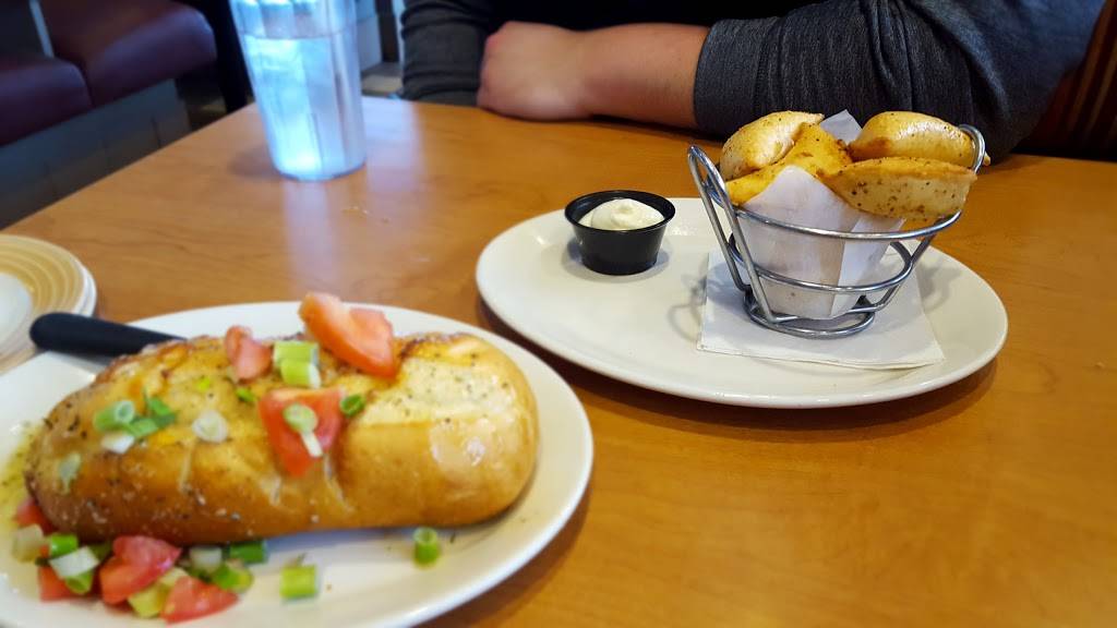 Swiss Chalet | restaurant | 160 Keil Dr S, Chatham, ON N7M 6B7, Canada | 5193516440 OR +1 519-351-6440