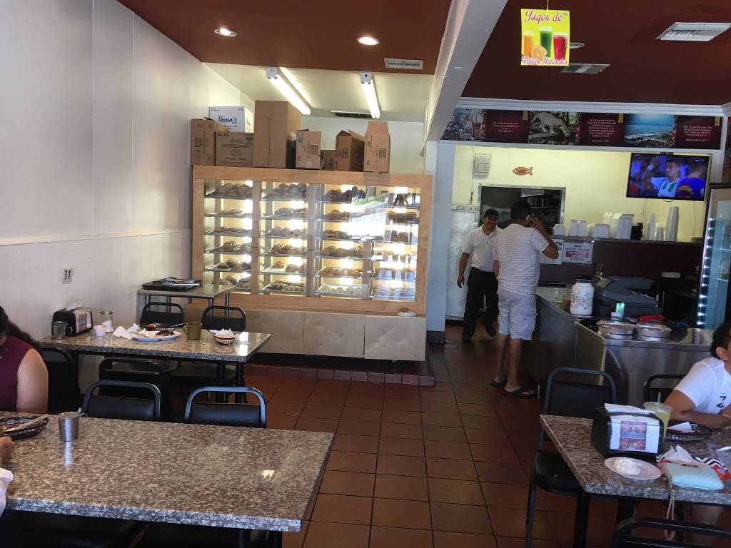 Panaderia Channy | bakery | 16822 Hawthorne Blvd, Lawndale, CA 90260, USA | 3103717494 OR +1 310-371-7494