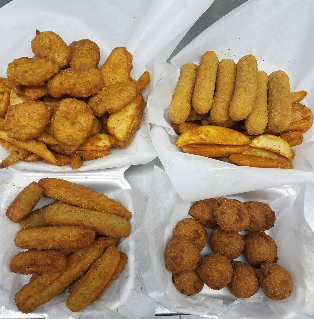 Wingz it iz Alsip | restaurant | 5043 W 111th St, Alsip, IL 60803, USA | 7085059699 OR +1 708-505-9699