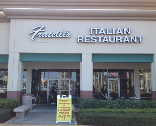 Fratellis Italian Restaurant | meal delivery | 1684 S Federal Hwy, Delray Beach, FL 33483, USA | 5612434800 OR +1 561-243-4800