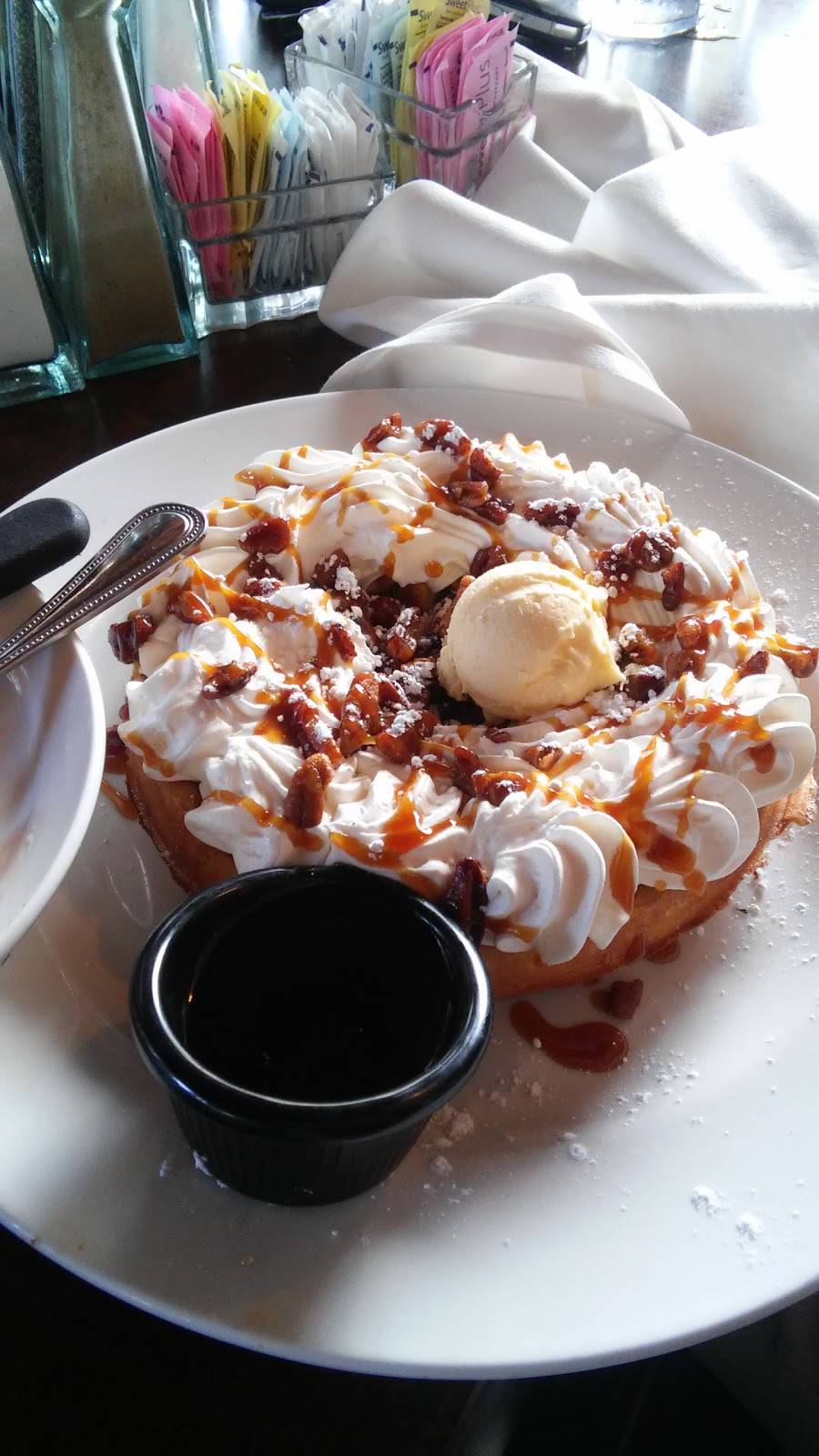 Crawdaddys | restaurant | 53 W Broad St, Cookeville, TN 38501, USA | 9315264660 OR +1 931-526-4660