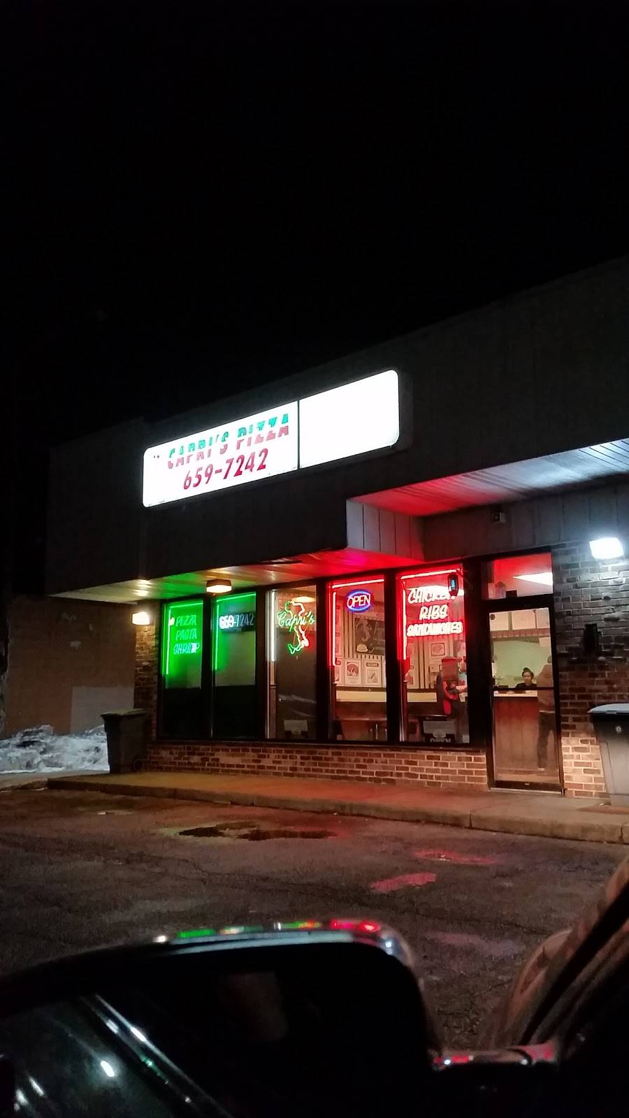 Capris Pizza | restaurant | 1722 Calumet Ave, Whiting, IN 46394, USA | 2196597242 OR +1 219-659-7242