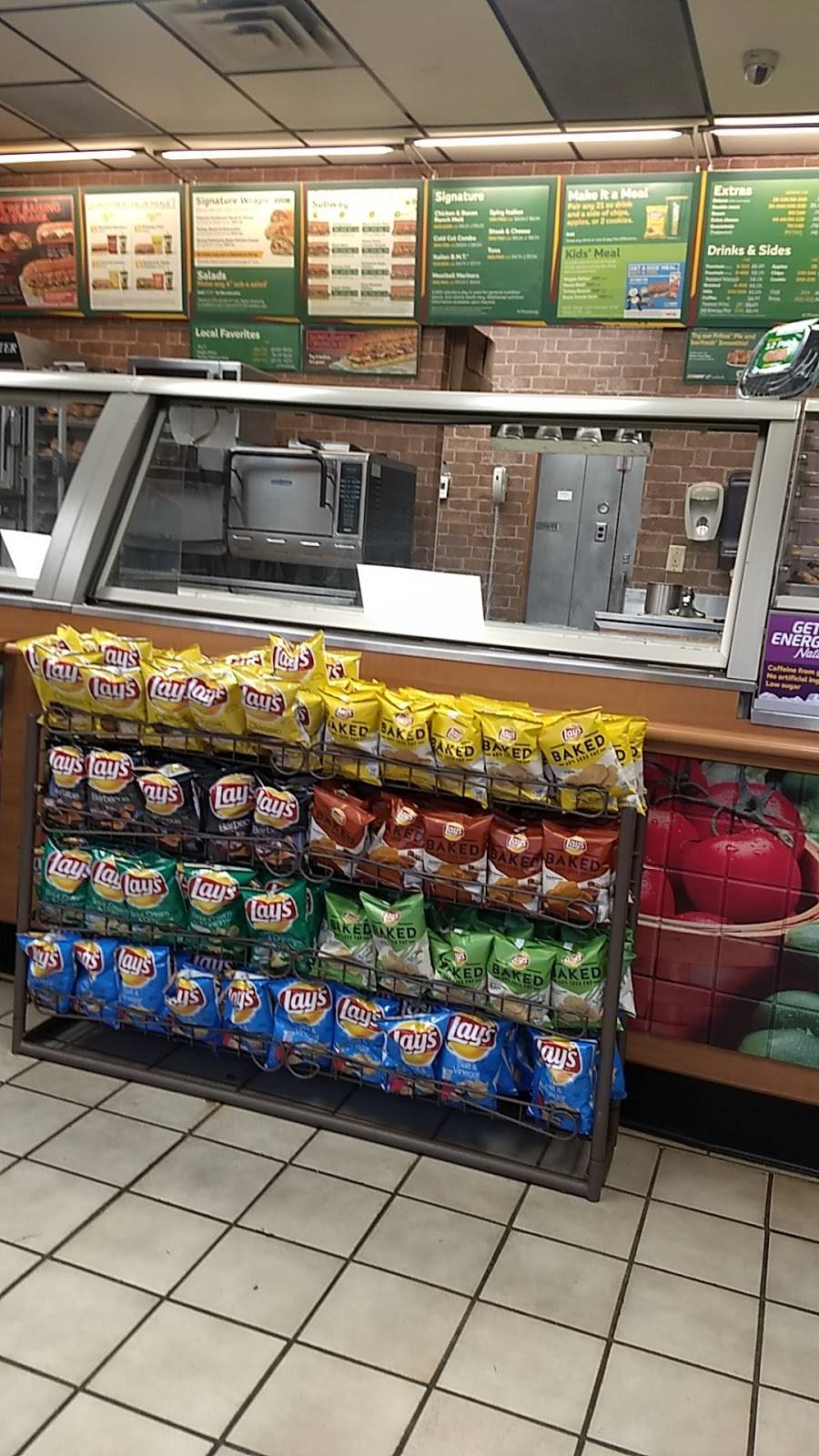 Subway | restaurant | 417 Boston Post Rd, West Haven, CT 06516, USA | 2039341616 OR +1 203-934-1616