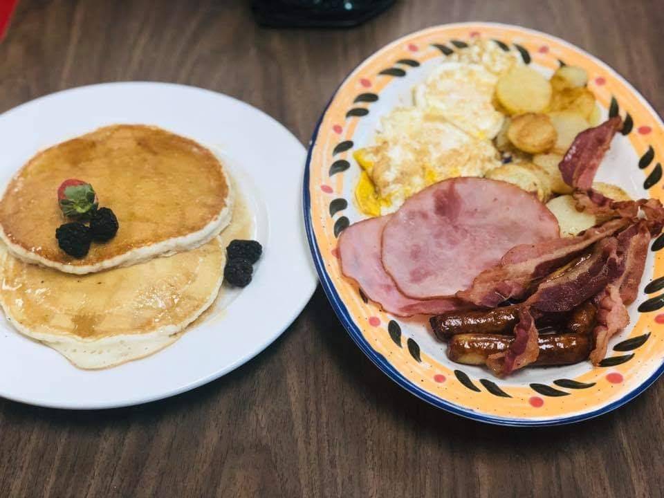 Jammy Burger | restaurant | 7301 S Kedzie Ave, Chicago, IL 60629, USA | 7734243100 OR +1 773-424-3100