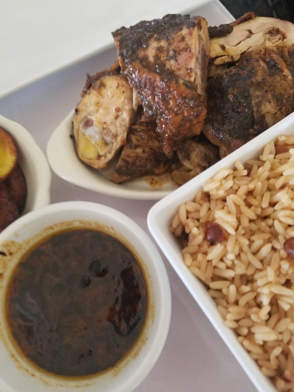 Glendoras Guyanese and American Restaurant | restaurant | 715 W Veterans Memorial Blvd, Killeen, TX 76541, USA | 2544585908 OR +1 254-458-5908