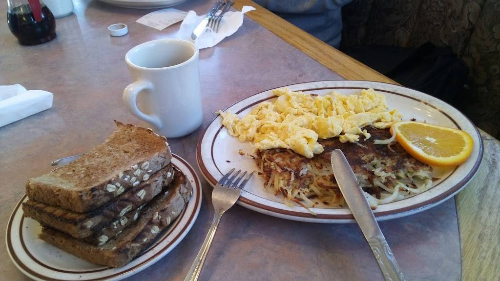 Toms Burgers 25 | restaurant | 695 W Palmdale Blvd, Palmdale, CA 93551, USA | 6619479777 OR +1 661-947-9777