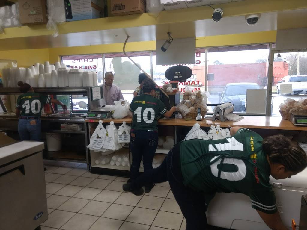 La Reyna Tortilleria Aldine | restaurant | 4720 Aldine Mail Rte Rd, Houston, TX 77039, USA | 2813721112 OR +1 281-372-1112