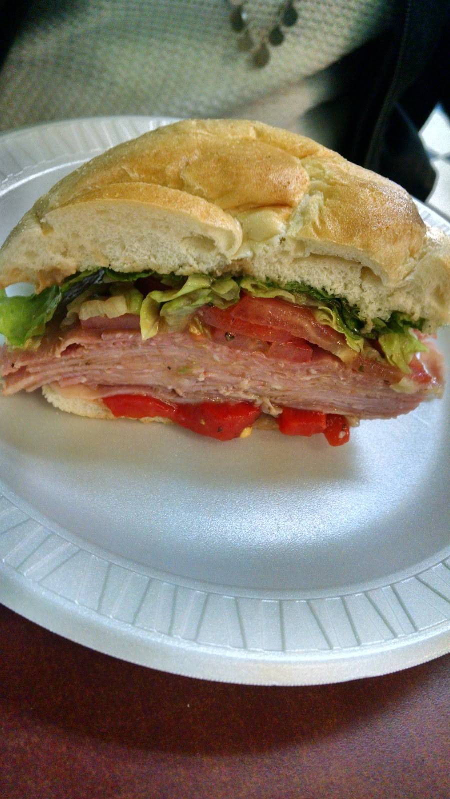 Edwins Deli | restaurant | 1921 Commerce St, Yorktown Heights, NY 10598, USA | 9144553663 OR +1 914-455-3663