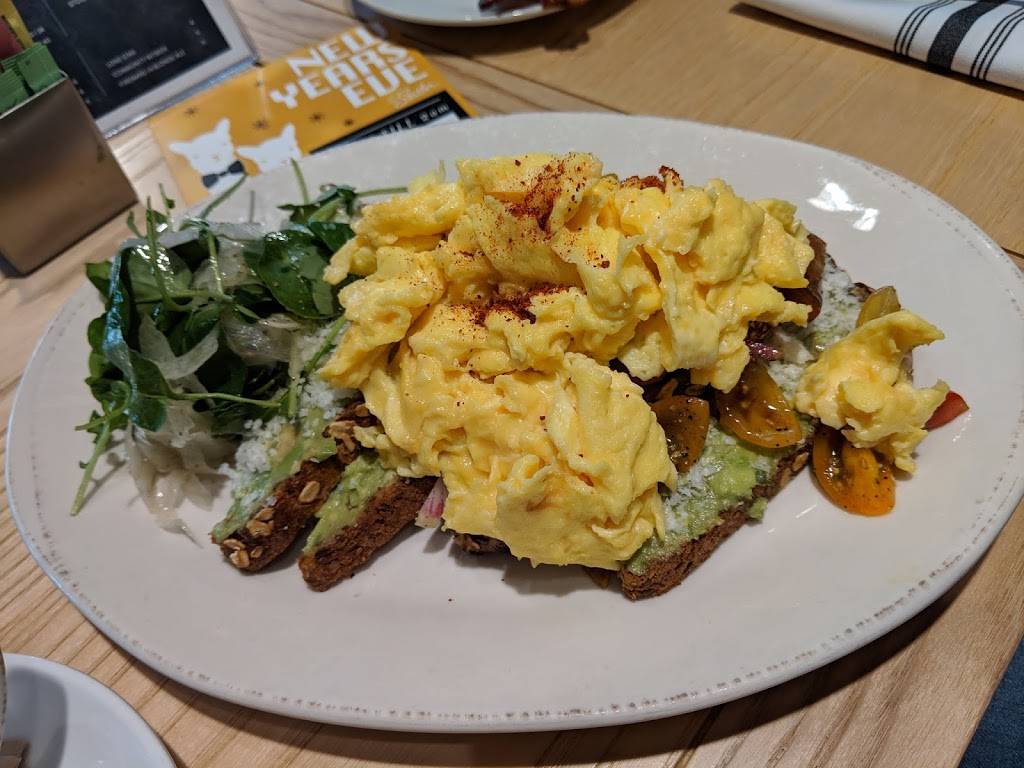 Overeasy | restaurant | 1914 Commerce St, Dallas, TX 75201, USA | 4693208998 OR +1 469-320-8998