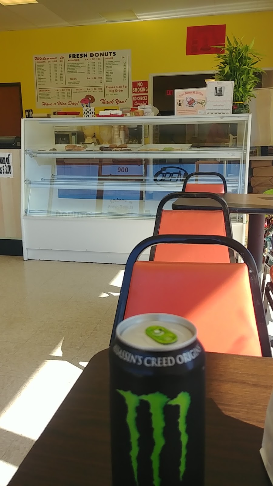 Fresh Donuts | bakery | 1920 Sam Bass Rd, Round Rock, TX 78681, USA | 5122388818 OR +1 512-238-8818