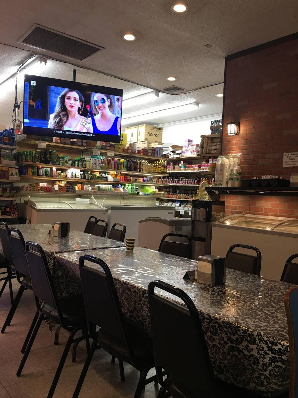 Laxmi Sweets & Spices | restaurant | 638 El Camino Real, Tustin, CA 92780, USA | 7148324671 OR +1 714-832-4671