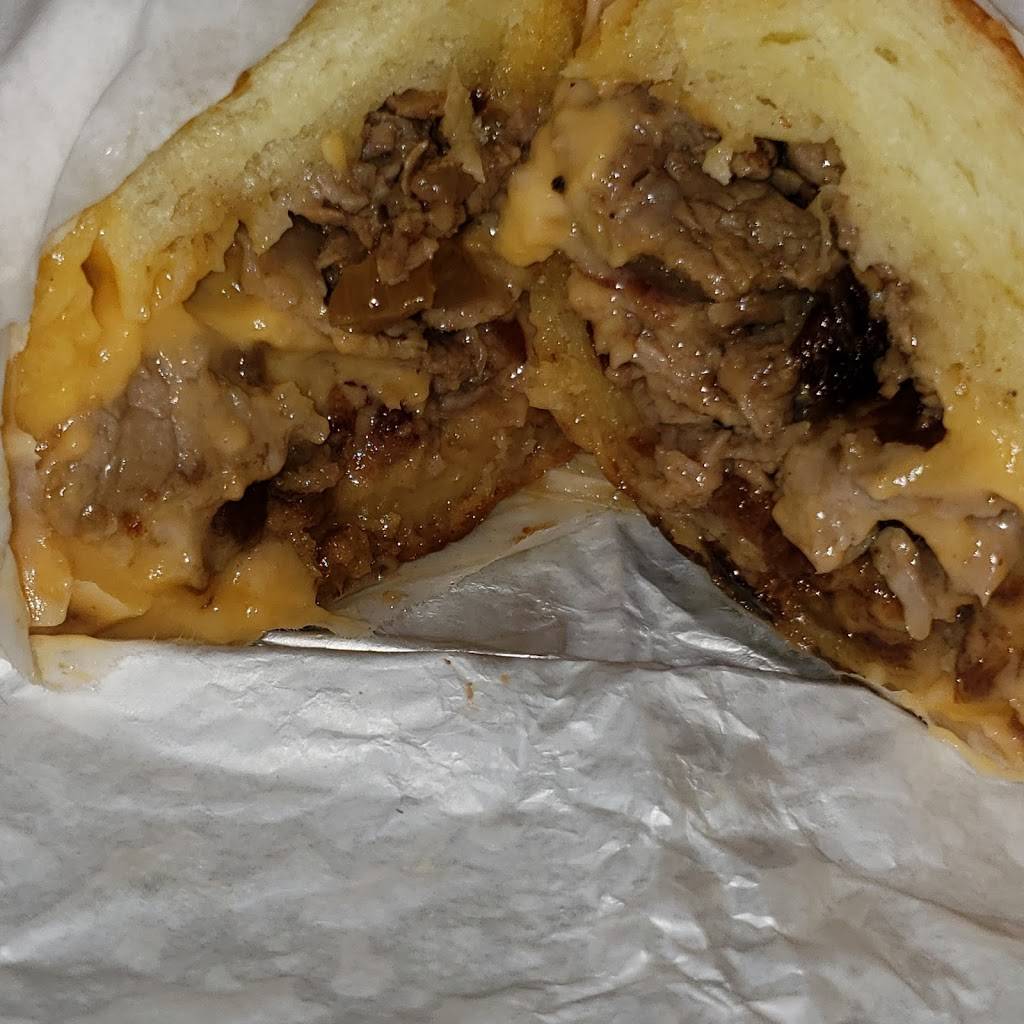 Warios Beef and Pork | restaurant | 111 W Nationwide Blvd, Columbus, OH 43215, USA | 6149148338 OR +1 614-914-8338