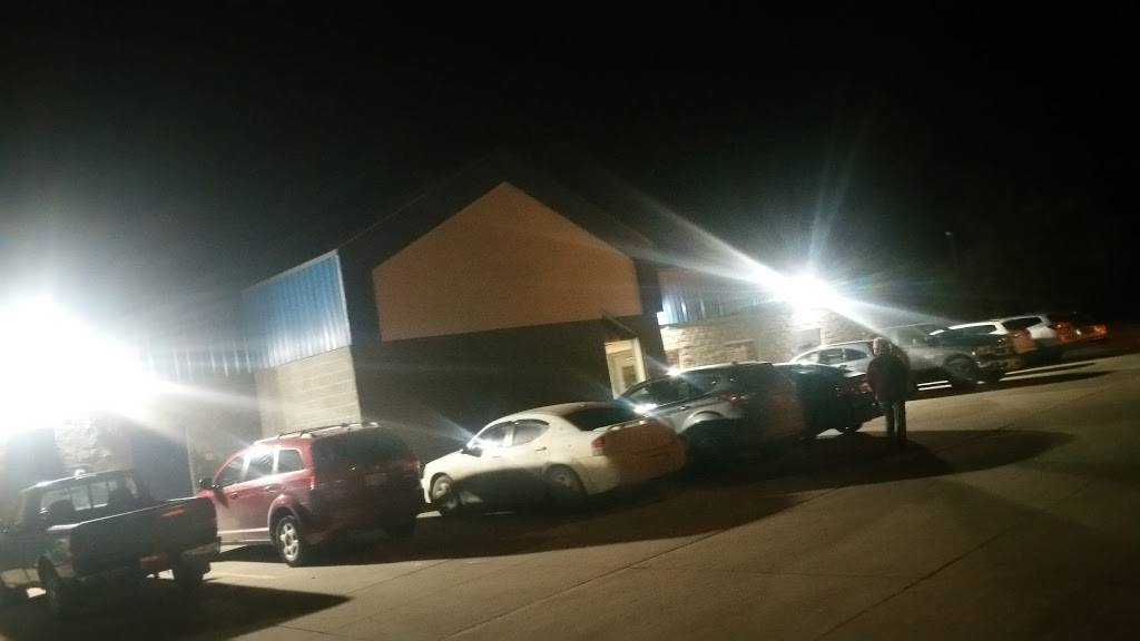 Strikers Entertainment | restaurant | 30971 Armada Ridge Rd, Richmond, MI 48062, USA | 5867279292 OR +1 586-727-9292