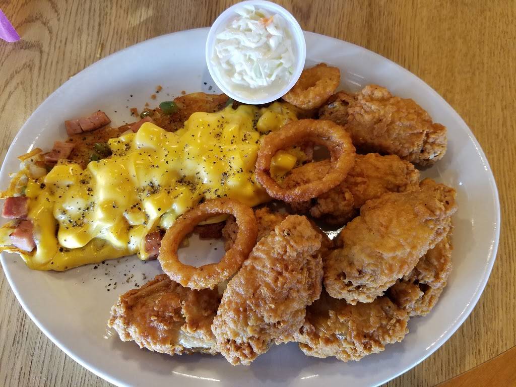 Julies | restaurant | 403 Belknap St, Superior, WI 54880, USA | 7153942862 OR +1 715-394-2862