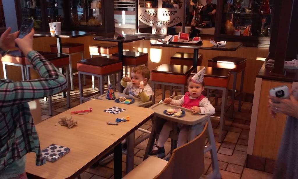 McDonalds | cafe | 506 Boones Creek Rd, Jonesborough, TN 37659, USA | 4239131761 OR +1 423-913-1761