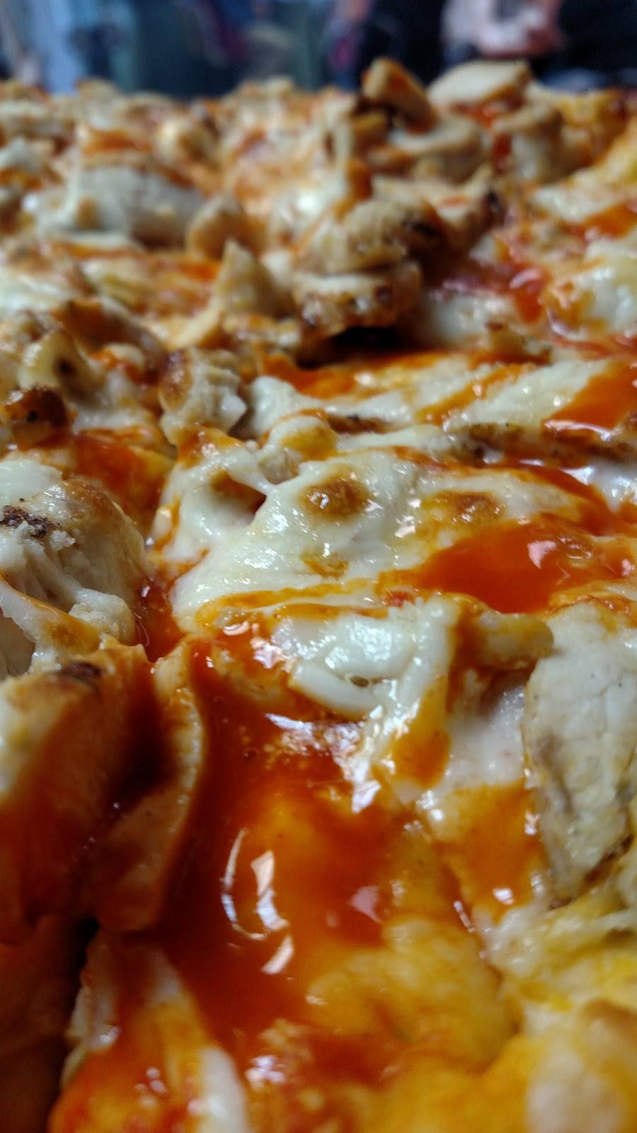 Reds Pizza & Pasta | restaurant | 111 S Main St, Claypool, IN 46510, USA | 5745663111 OR +1 574-566-3111