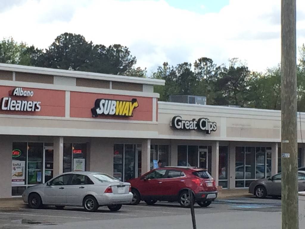 Subway | restaurant | 5903 High St W, Portsmouth, VA 23707, USA | 7576868418 OR +1 757-686-8418