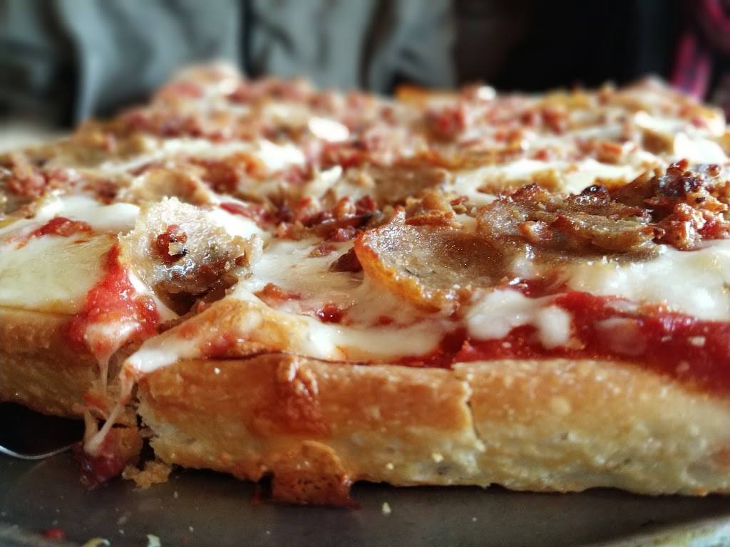 Raffaeles | restaurant | 4309 Fort Henry Dr, Kingsport, TN 37663, USA | 4232390026 OR +1 423-239-0026