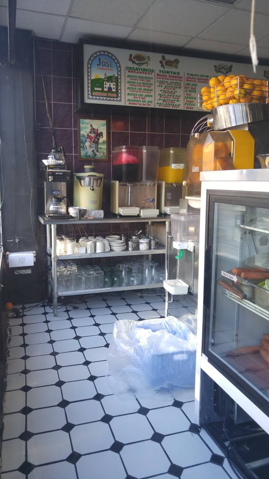 El Churrito Rojas | bakery | 3251 S Halsted St, Chicago, IL 60608, USA | 3123263858 OR +1 312-326-3858