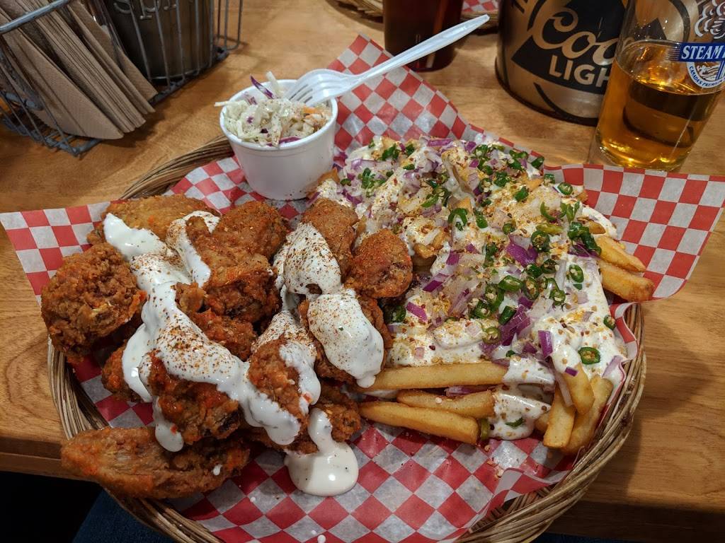 Wow Whitby | restaurant | 601 Dundas St W, Whitby, ON L3X 1V6, Canada | 9054302227 OR +1 905-430-2227