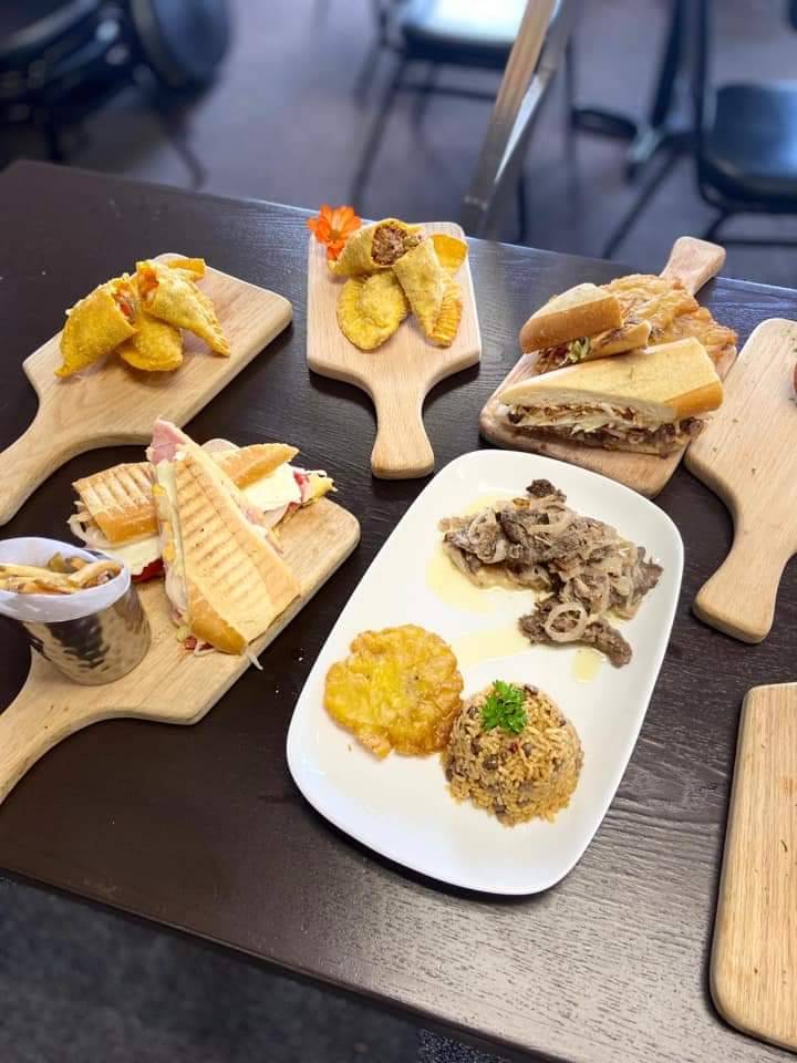 Raices merged latin kitchen | restaurant | 8165 State Rd 52, Hudson, FL 34667, USA | 7272339007 OR +1 727-233-9007