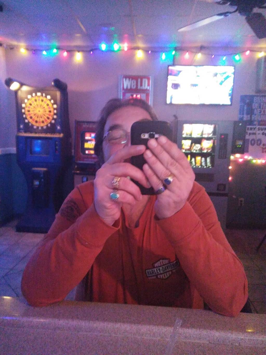 Mazies Place | restaurant | 731 Dunmore St, Throop, PA 18512, USA | 5704897696 OR +1 570-489-7696