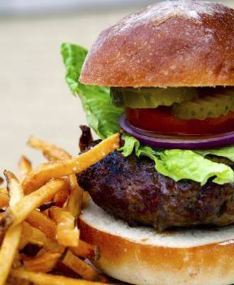 Tumans Tap and Grill | restaurant | 2159 W Chicago Ave, Chicago, IL 60622, USA | 7737821400 OR +1 773-782-1400