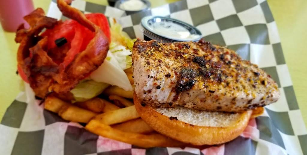 Oceanana Pier & Pier House Restaurant | restaurant | 700 E Fort Macon Rd, Atlantic Beach, NC 28512, USA | 2527260863 OR +1 252-726-0863