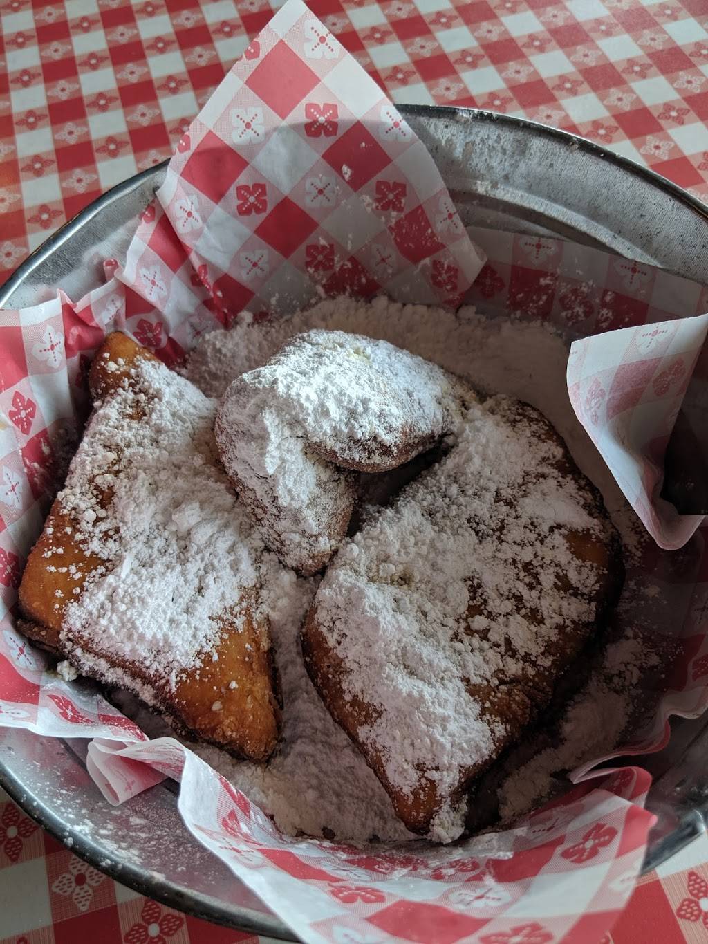 Hatties Chicken Shack | restaurant | 3057 Rt 50 Wilton Plaza, Saratoga Springs, NY 12866, USA | 5182260000 OR +1 518-226-0000