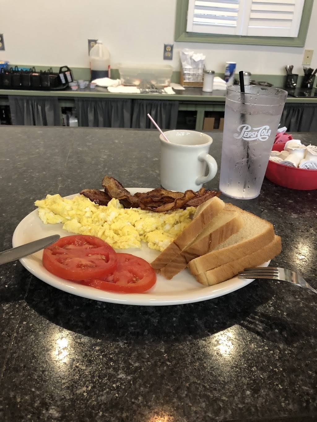 The Pilot Diner | restaurant | 711 E 52 Bypass, Pilot Mountain, NC 27041, USA | 3363683293 OR +1 336-368-3293