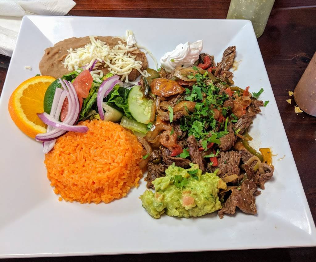 Carlos Mexican Grill 3, Inc. | night club | 282 W Virginia St, Crystal Lake, IL 60014, USA | 8158934487 OR +1 815-893-4487