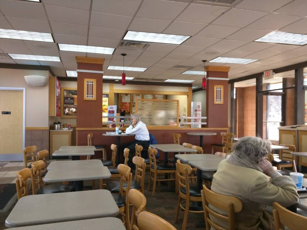 Wendys | restaurant | 36 White Bridge Rd, Nashville, TN 37205, USA | 6153520256 OR +1 615-352-0256