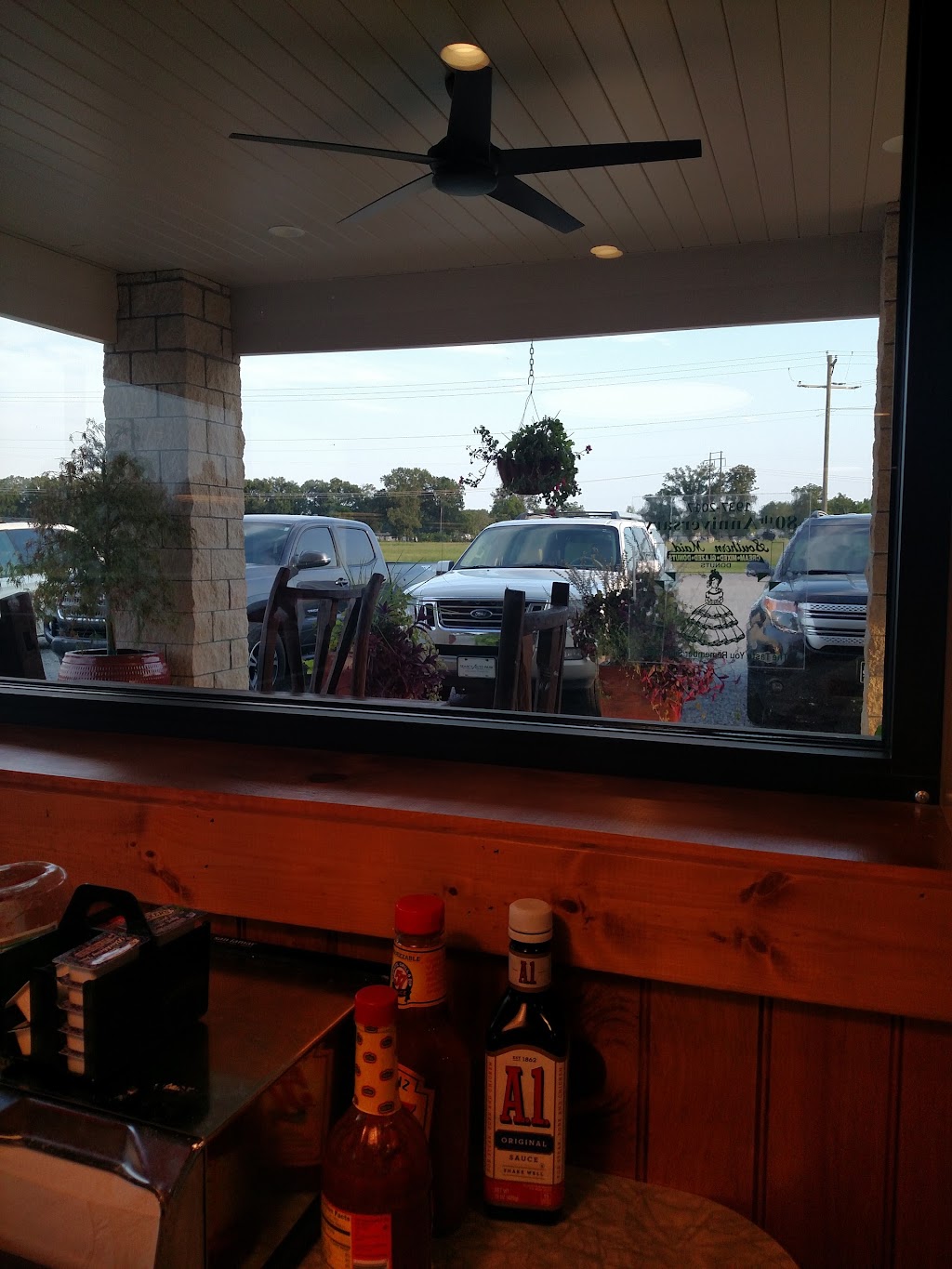 Southern Maid Donuts and Diner | restaurant | 190 US-167, Bald Knob, AR 72010, USA | 5017241322 OR +1 501-724-1322