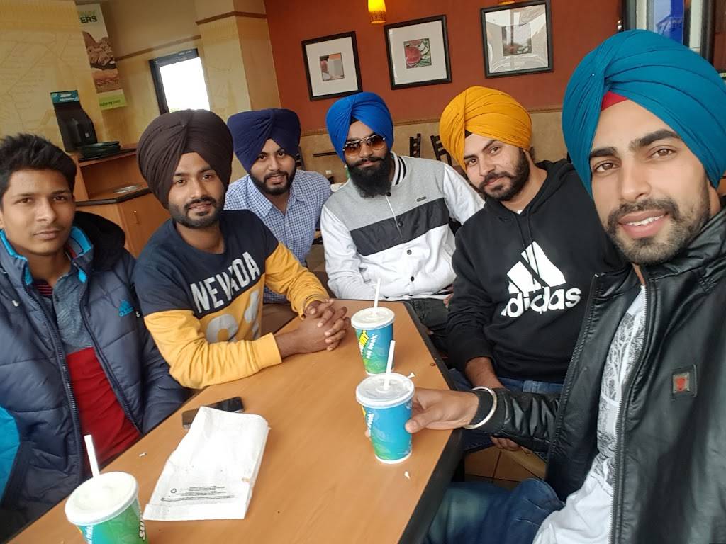 Subway | restaurant | 4870 Tomken Rd Unit 8, Mississauga, ON L4W 1J8, Canada | 9056021984 OR +1 905-602-1984