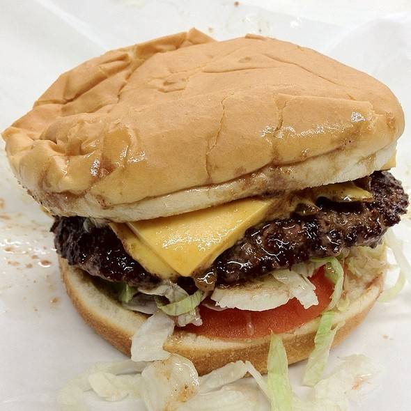 Daves Giant Hamburger | restaurant | 1055 N Texas St, Fairfield, CA 94533, USA | 7074251818 OR +1 707-425-1818